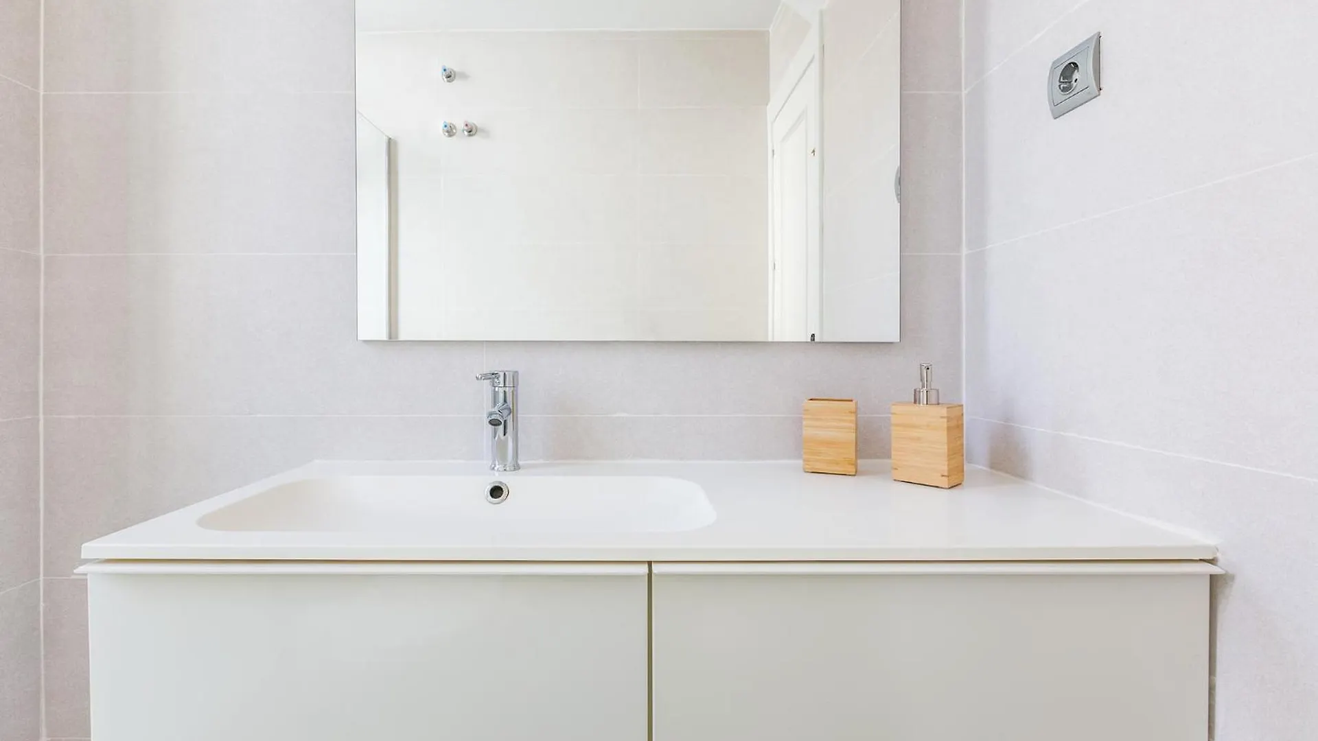 Duplex Haven Apartment Malaga